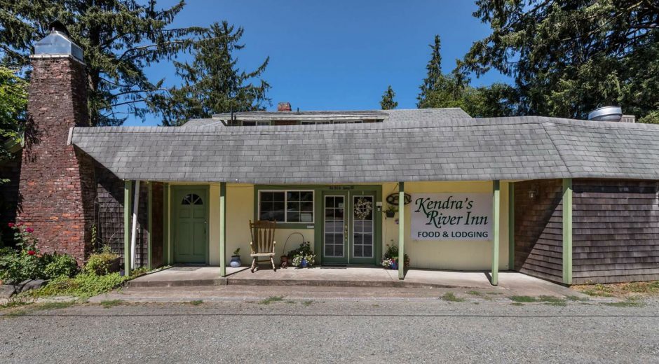 Kendra's River Inn